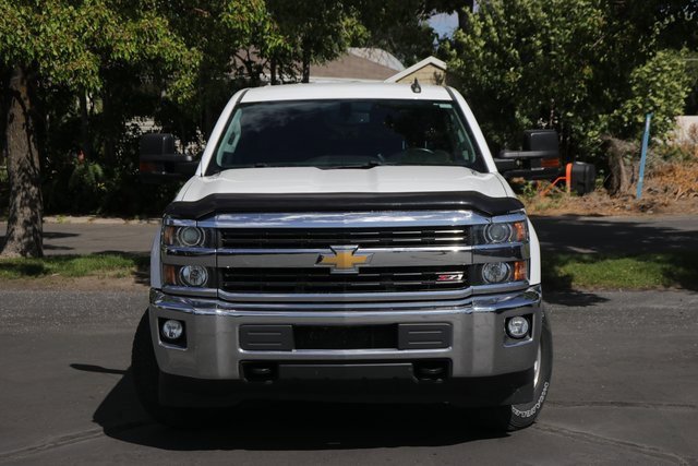 2016 Chevrolet Silverado 2500HD LT photo 2