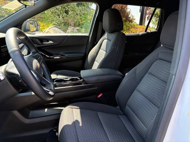 2025 Chevrolet Equinox LT - Photo 14