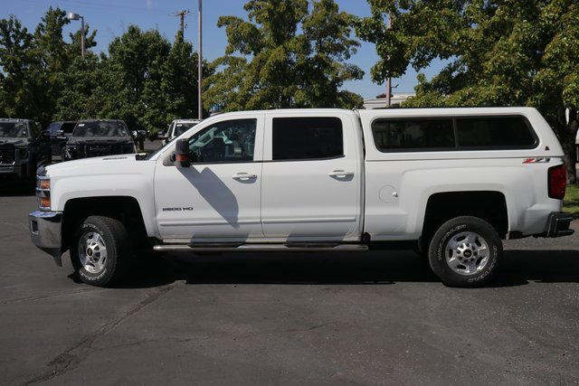 2016 Chevrolet Silverado 2500HD LT photo 3