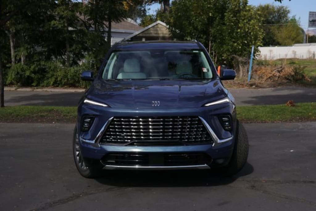 New 2026 Buick Enclave Avenir SUV