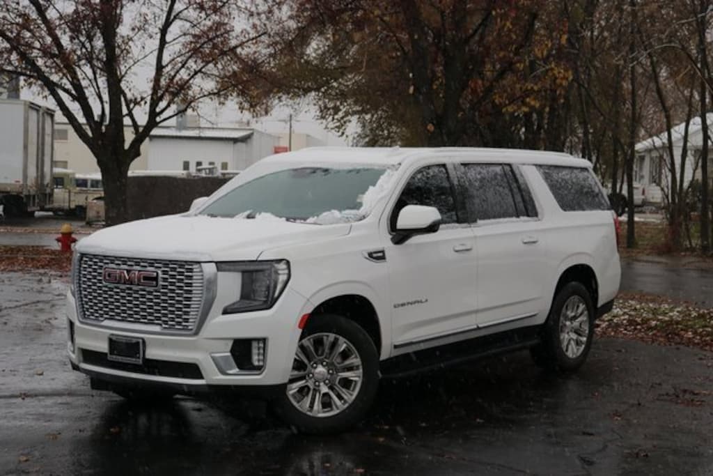 Used 2023 GMC Yukon XL Denali SUV