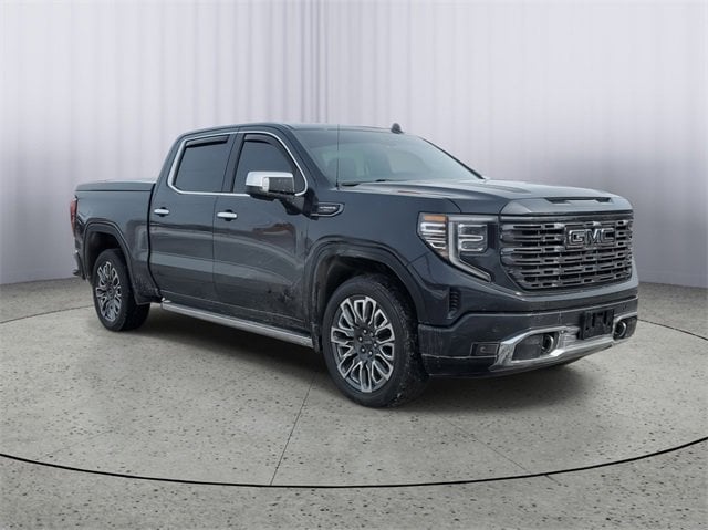 Used 2023 GMC Sierra 1500 Denali Denali Ultimate with VIN 1GTUUHEL1PZ123626 for sale in Owosso, MI