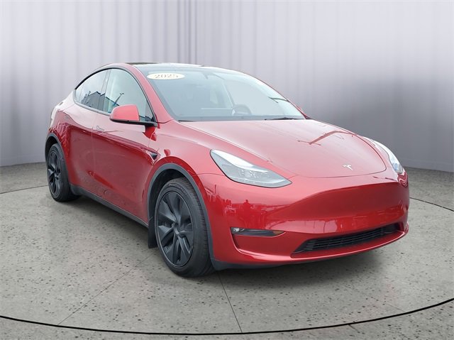 Used 2025 Tesla Model Y Long Range with VIN 7SAYGAEE2SF294341 for sale in Owosso, MI