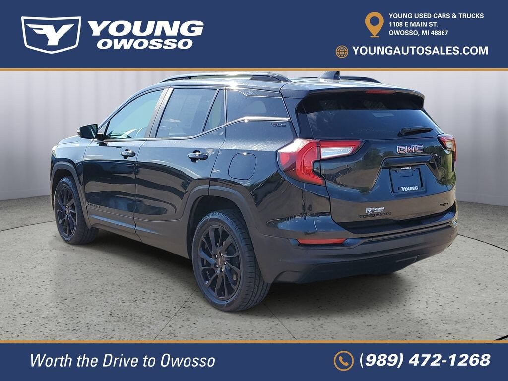 Used 2023 GMC Terrain SLE SUV