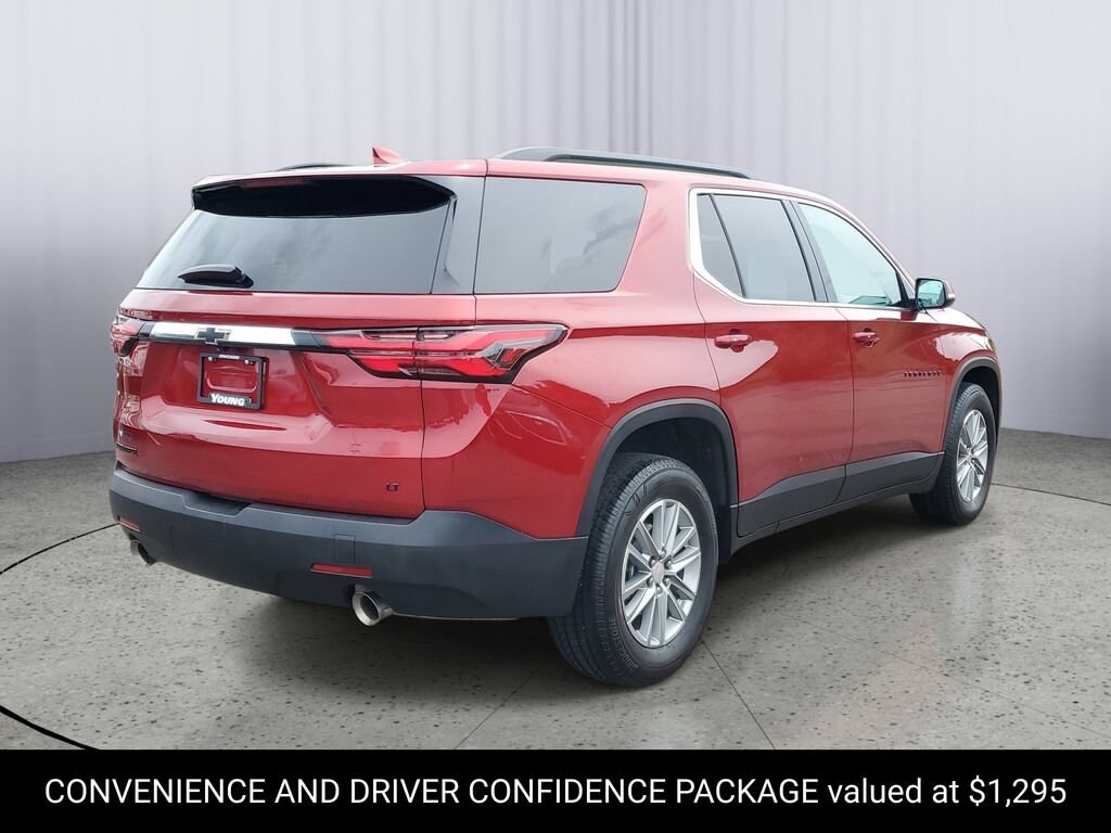 Used 2023 Chevrolet Traverse LT Cloth SUV