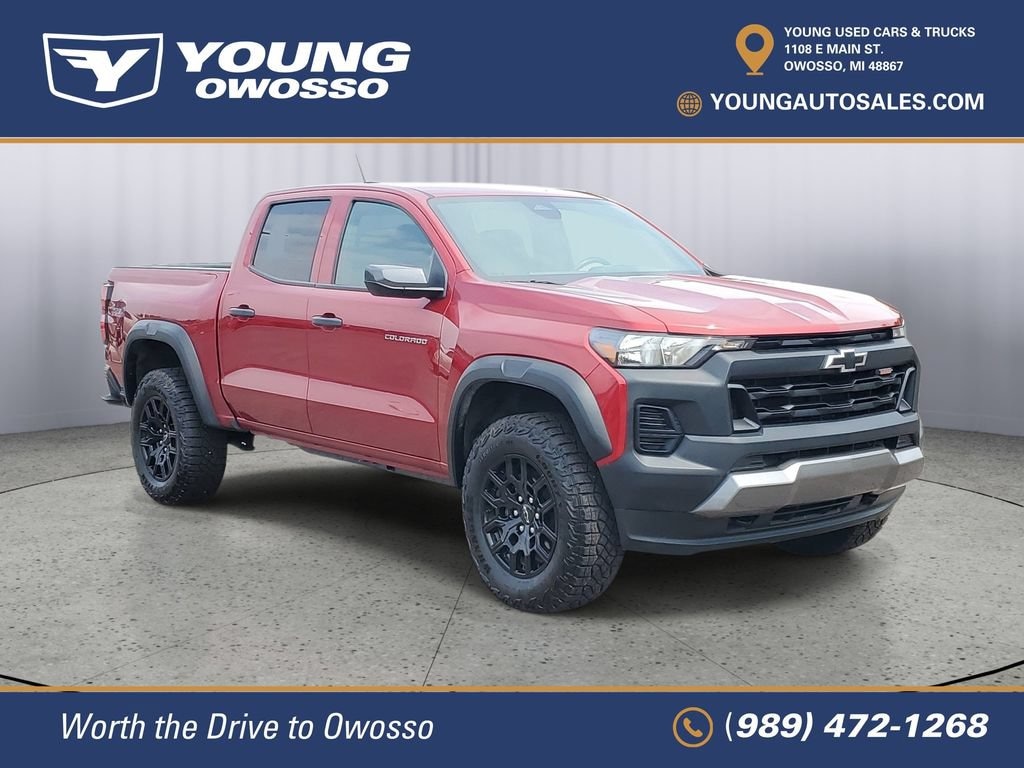Used 2025 Chevrolet Colorado Trail Boss Truck Crew Cab