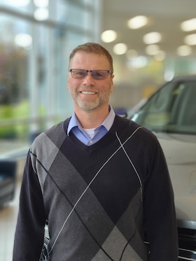 Staff member CHRIS REED from 5fc661f8e72d