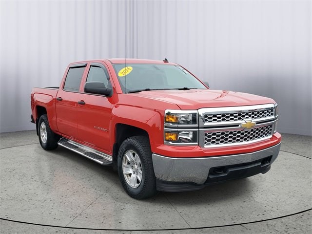 Used 2014 Chevrolet Silverado 1500 LT with VIN 3GCUKREH0EG545195 for sale in Owosso, MI