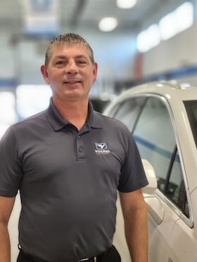 Staff member Mike Robbins from d9b99060e0ab