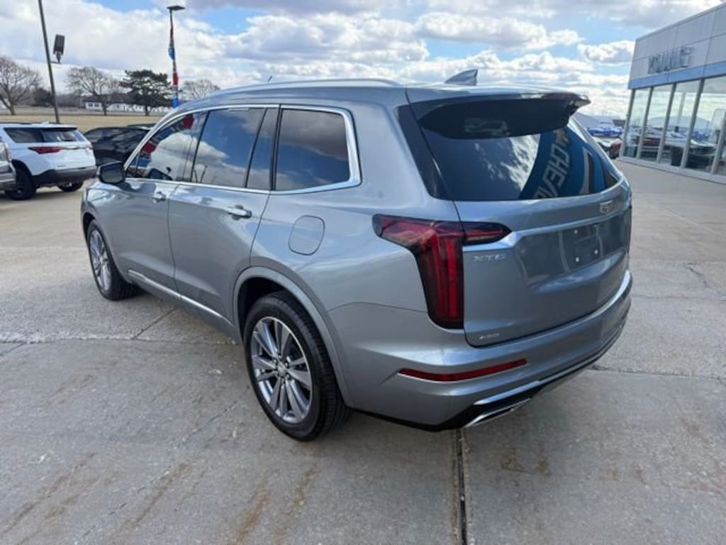 Used 2025 CADILLAC XT6 Premium Luxury SUV