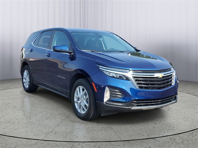 Used 2022 Chevrolet Equinox LT with VIN 3GNAXUEV5NL244966 for sale in Owosso, MI