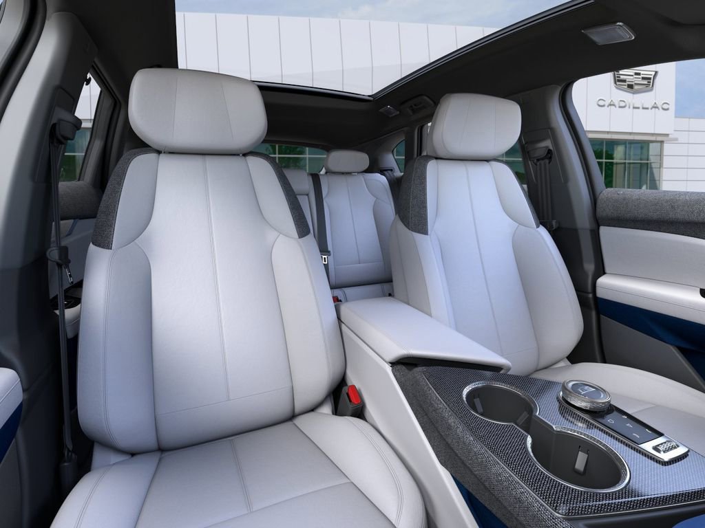 2026 Cadillac OPTIQ Luxury - Photo 16