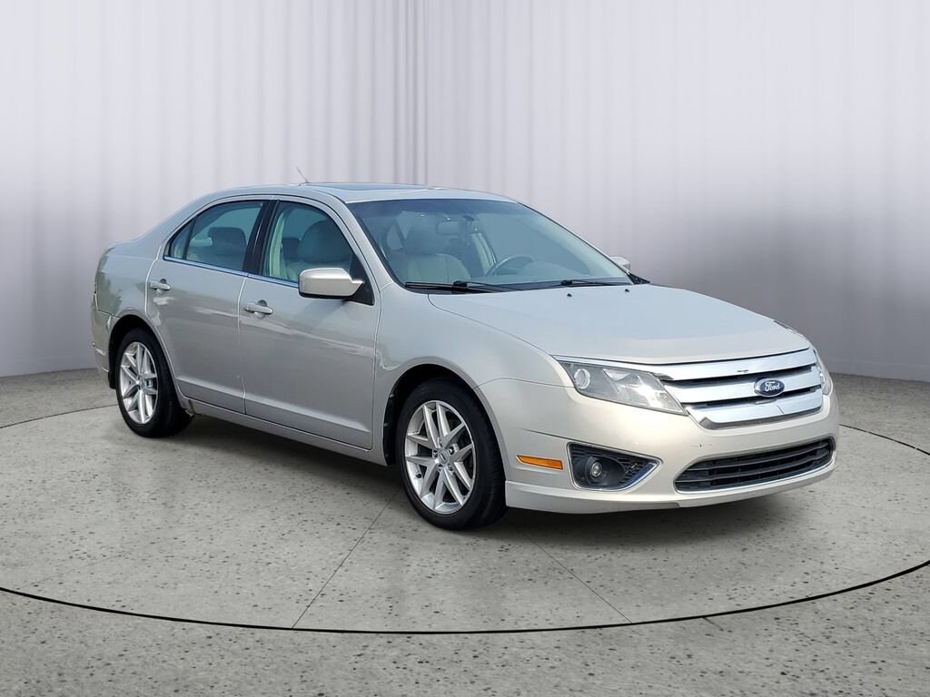Used 2010 Ford Fusion SEL Sedan