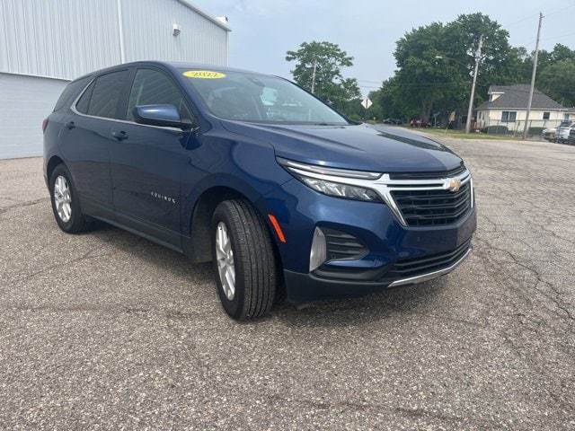 Used 2022 Chevrolet Equinox LT with VIN 2GNAXKEV5N6113223 for sale in Owosso, MI