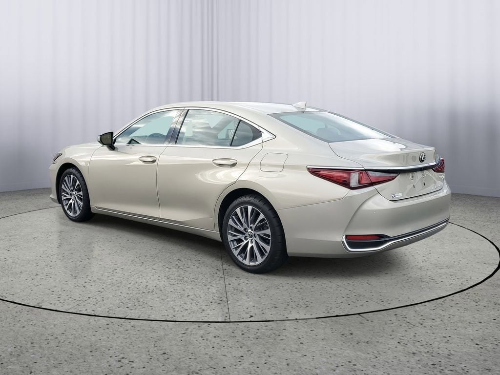 Used 2021 Lexus ES ES 250