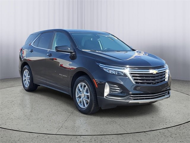 Used 2022 Chevrolet Equinox LT with VIN 3GNAXKEV5NL309626 for sale in Owosso, MI