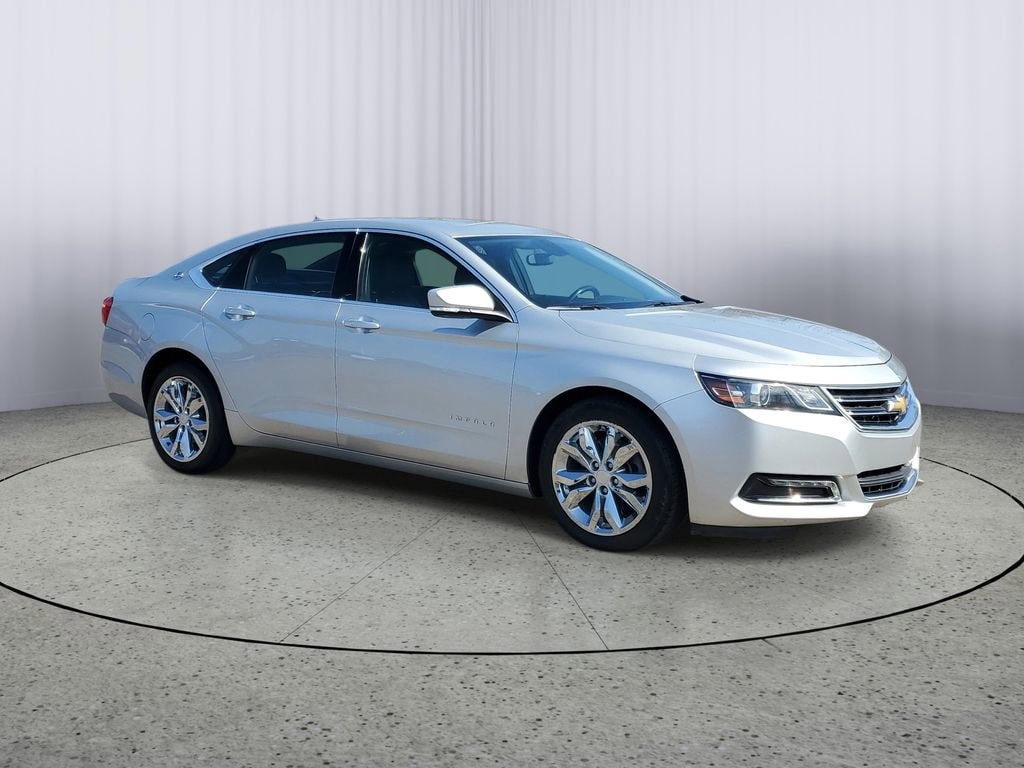 Used 2018 Chevrolet Impala 1LT with VIN 2G1105S33J9115863 for sale in Owosso, MI