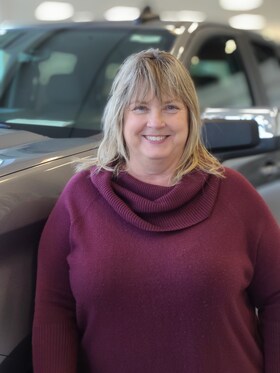 Staff member MELISSA MARTIN from d9b99060e0ab