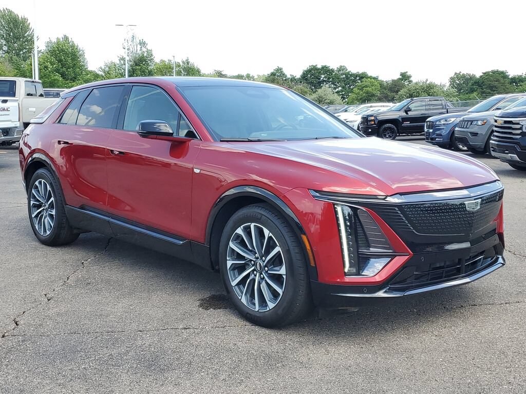 Used 2024 CADILLAC LYRIQ Sport 2 SUV