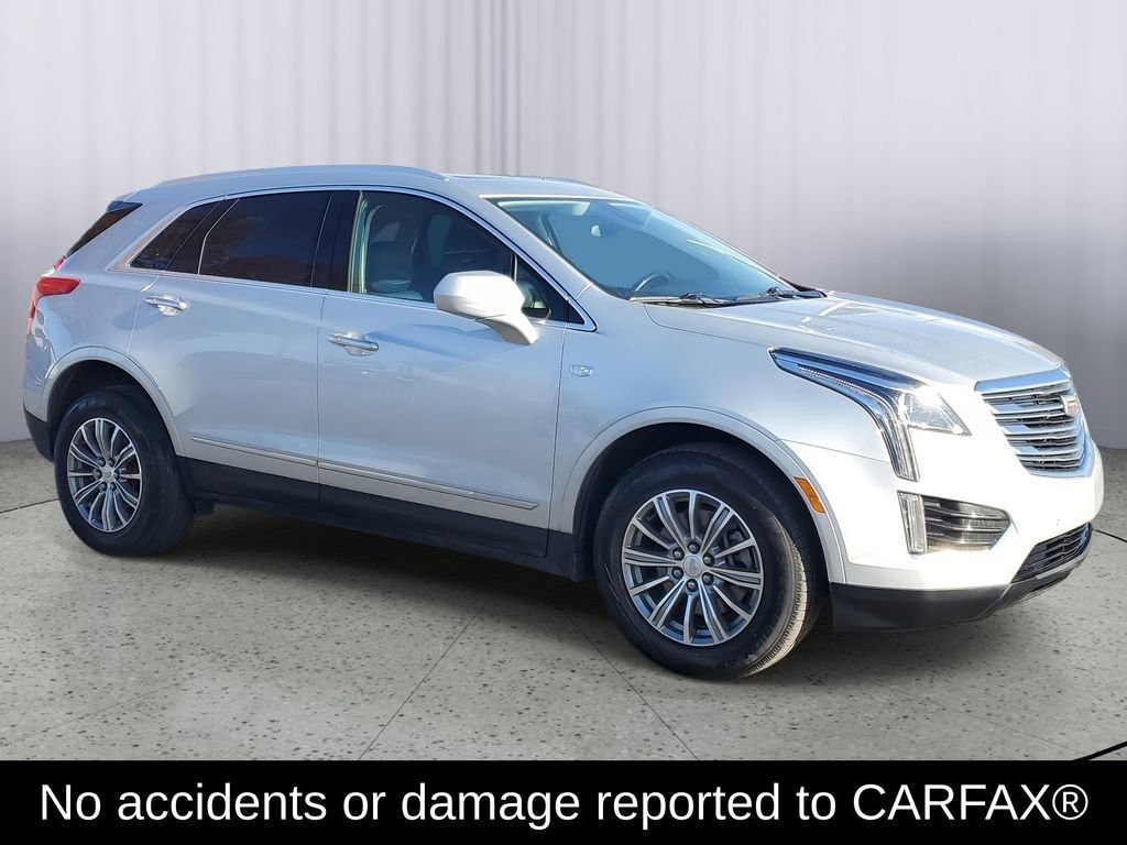 Used 2017 CADILLAC XT5 Luxury FWD SUV