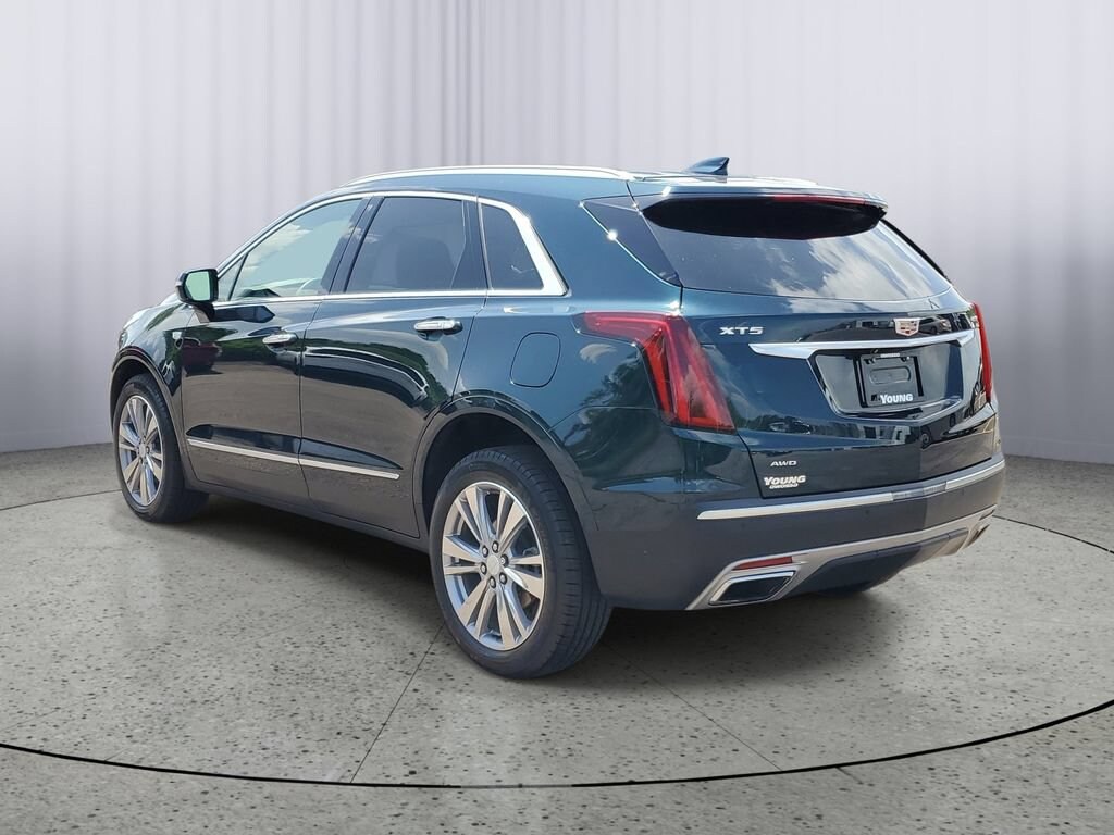 Used 2024 CADILLAC XT5 Premium Luxury SUV