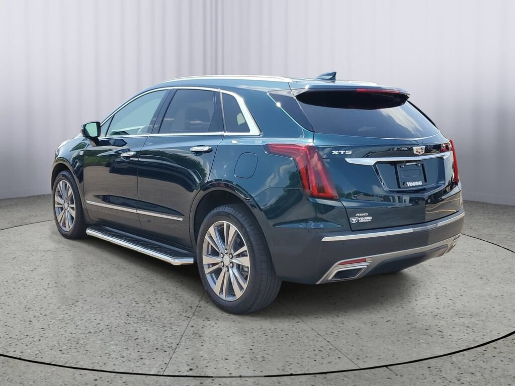 Used 2025 CADILLAC XT5 Premium Luxury SUV