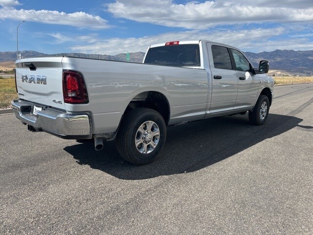 2026 Ram 3500 Big Horn photo 3