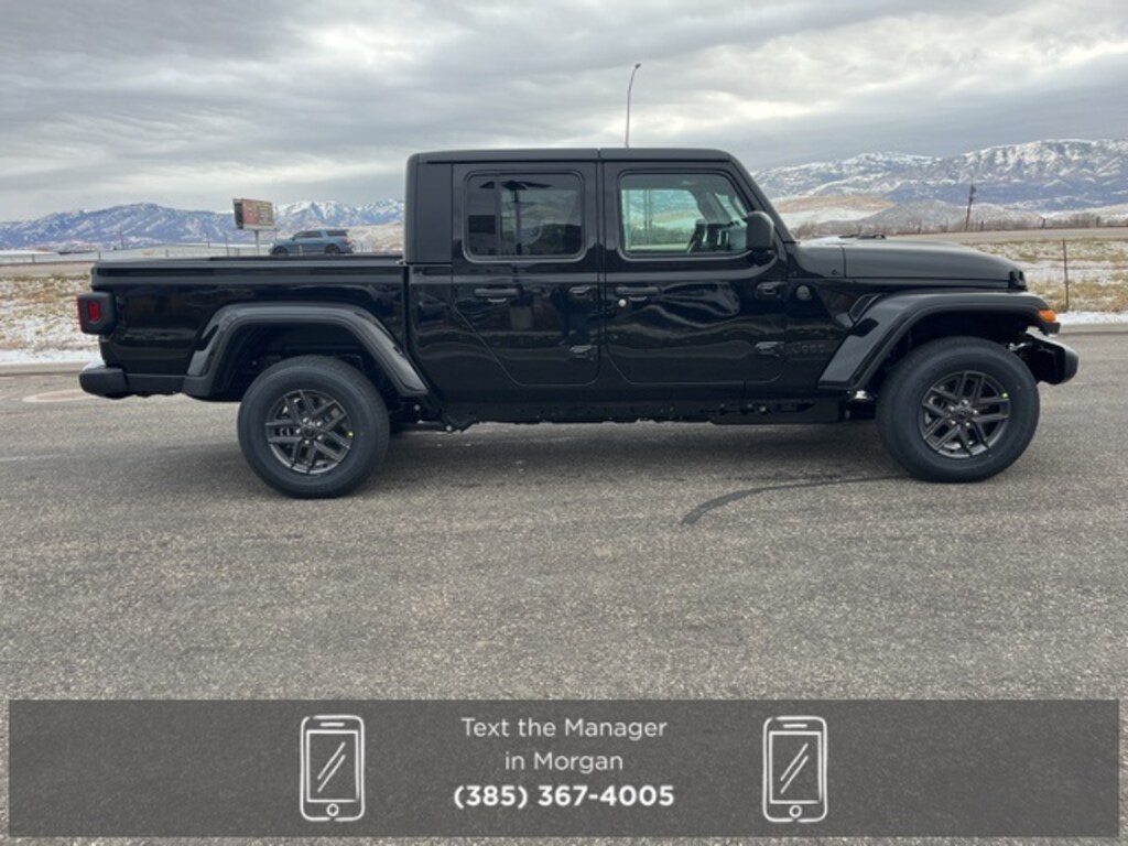 New 2026 Jeep Gladiator SPORT S 4X4 Pickup