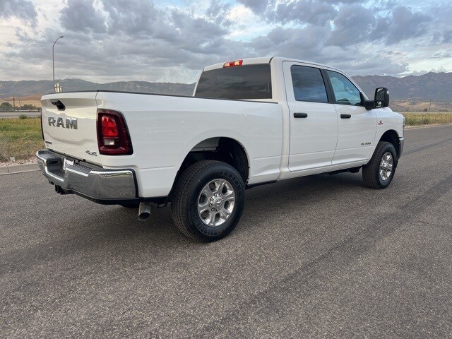 2026 Ram 3500 Big Horn photo 3