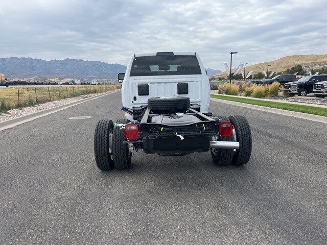2026 Ram 5500 Tradesman photo 4