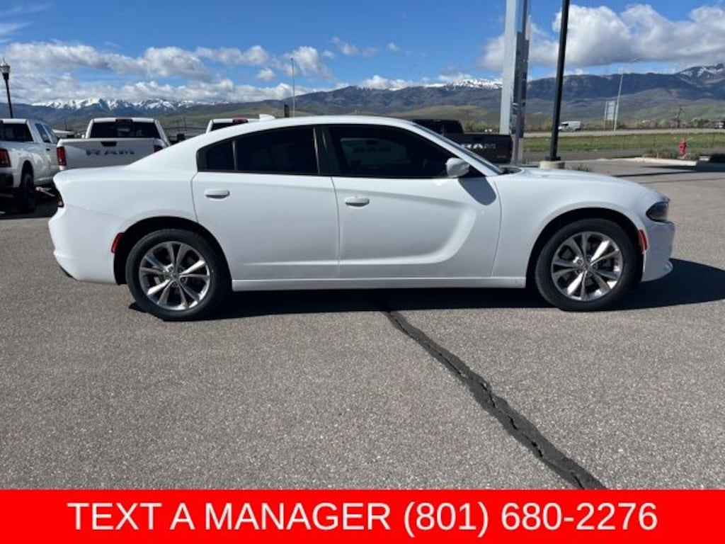Used 2022 Dodge Charger SXT Sedan
