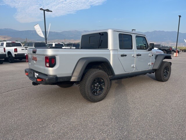 2023 Jeep Gladiator Mojave photo 3