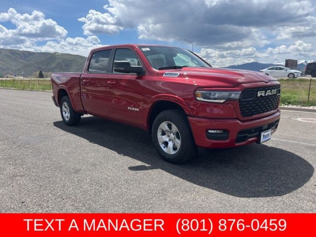 New 2026 Ram 1500 BIG HORN CREW CAB 4X4 6'4 BOX Pickup