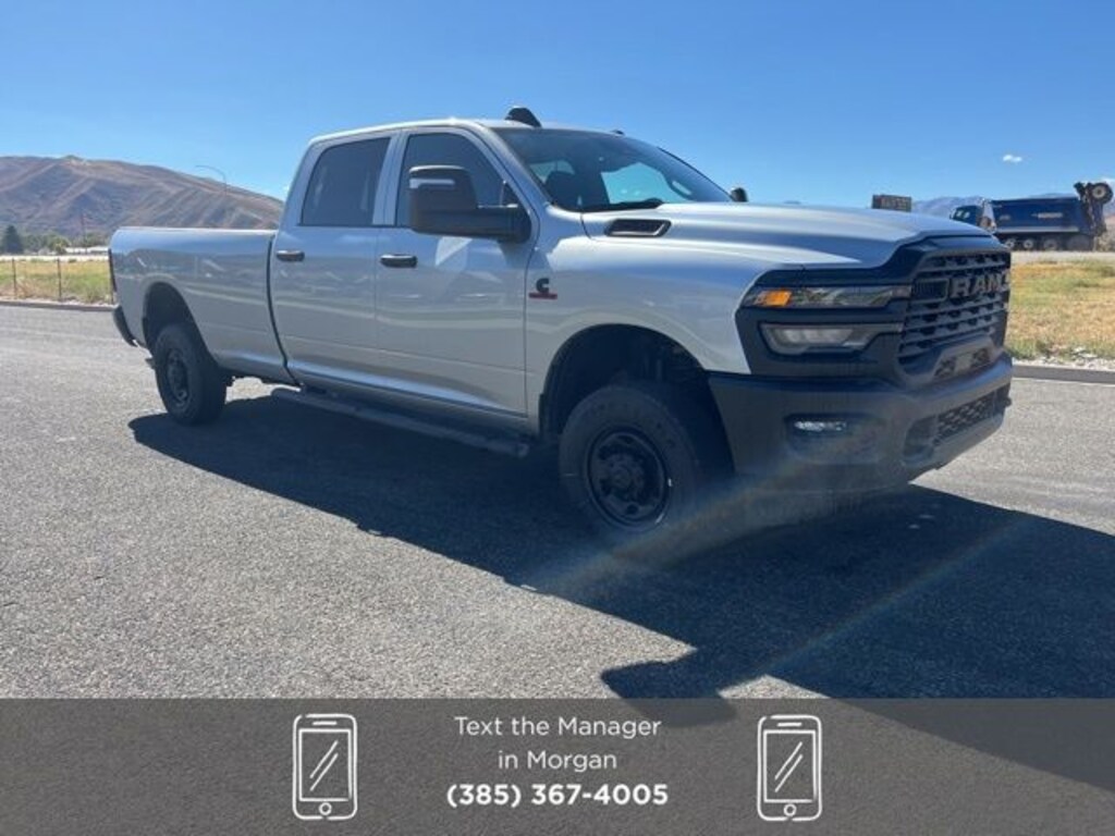 New 2026 Ram 2500 TRADESMAN CREW CAB 4X4 8' BOX Pickup