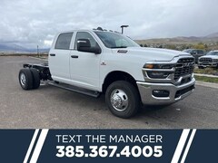 2026 Ram 3500 Chassis Cab TRADESMAN CREW   4X4 60' CA Pickup