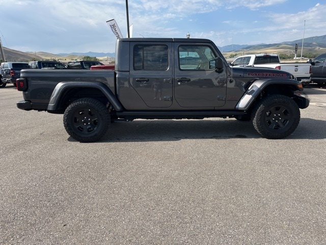 2023 Jeep Gladiator Mojave photo 2