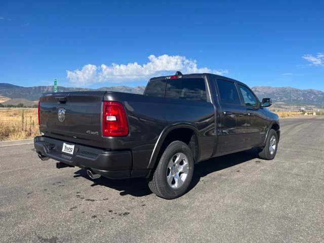 New 2026 Ram 1500 BIG HORN CREW CAB 4X4 6'4 BOX Pickup