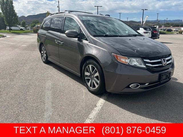 2015 Honda Odyssey Touring Elite's photo