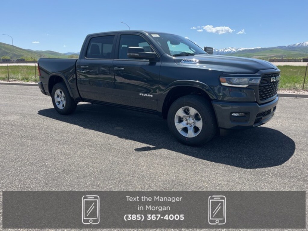 New 2025 Ram 1500 BIG HORN CREW CAB 4X4 5'7 BOX Pickup