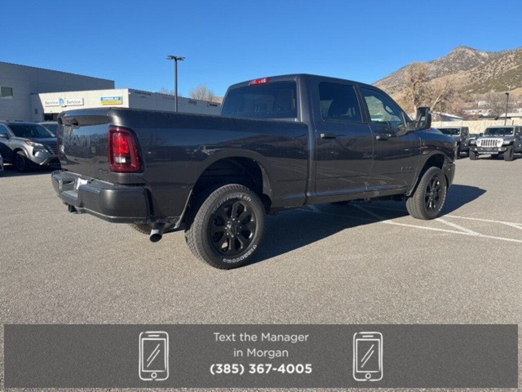 New 2026 Ram 2500 BIG HORN CREW CAB 4X4 6'4 BOX Pickup