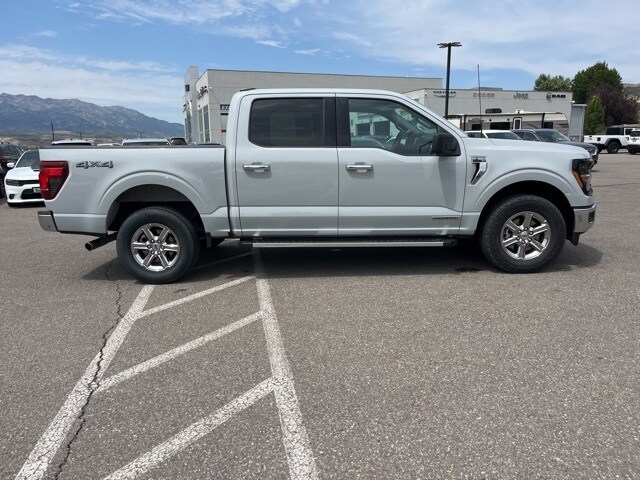 2024 Ford F-150 XLT photo 2