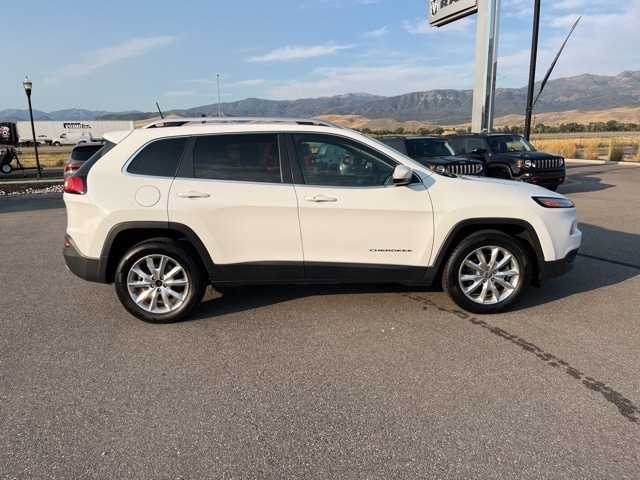 Used 2016 Jeep Cherokee Limited with VIN 1C4PJMDB2GW240009 for sale in Morgan, UT