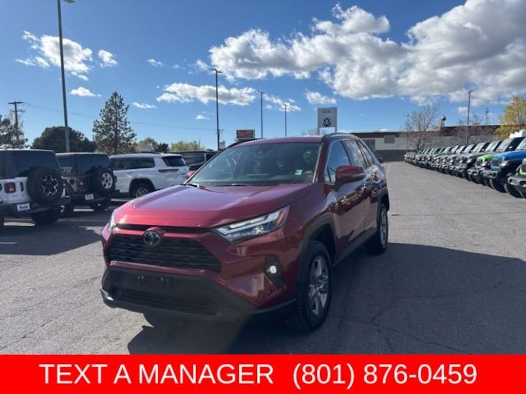 Used 2025 Toyota RAV4 XLE SUV