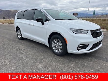 2026 Chrysler Pacifica SELECT Passenger Van