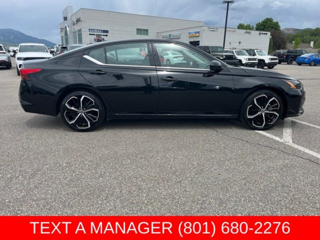 Used 2024 Nissan Altima 2.5 SR Sedan