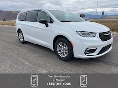 2026 Chrysler Pacifica SELECT Passenger Van