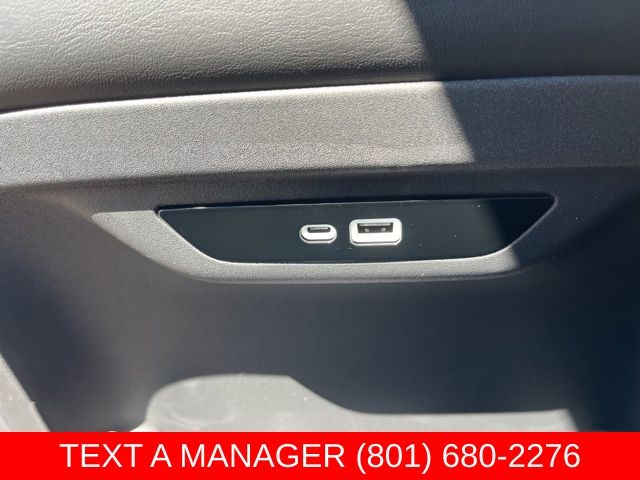 2026 Chrysler Pacifica Select - Photo 19