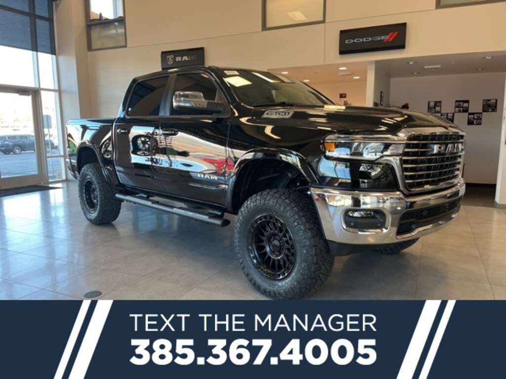 New 2026 Ram 1500 LARAMIE CREW CAB 4X4 5'7 BOX Pickup