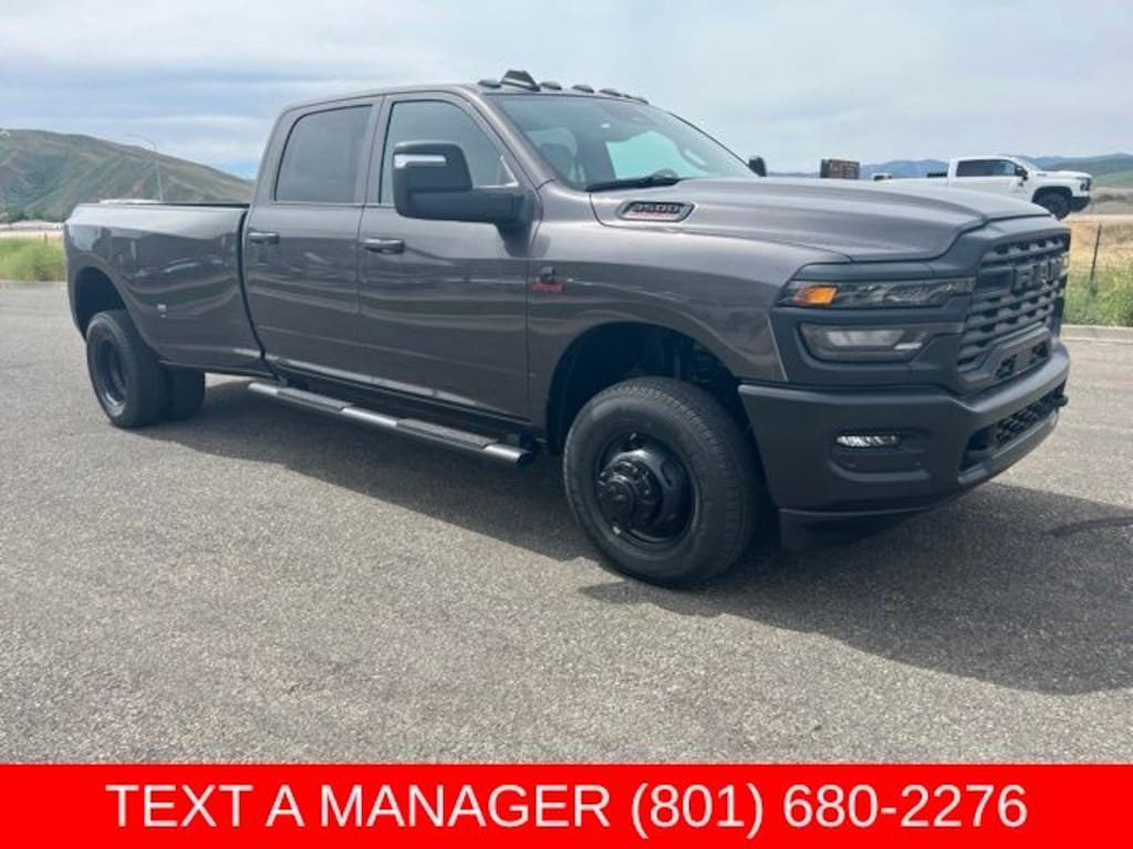 New 2026 Ram 3500 TRADESMAN CREW CAB 4X4 8' BOX Pickup