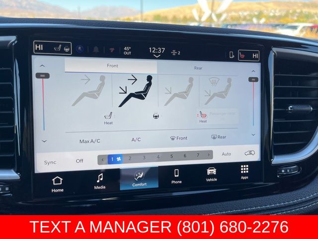 2026 Chrysler Pacifica Select - Photo 23